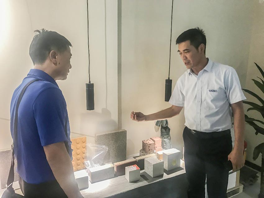 國家“固廢資源化”重點(diǎn)專項(xiàng)專家組蒞臨萬達(dá)業(yè)合作開展環(huán)保項(xiàng)目工作